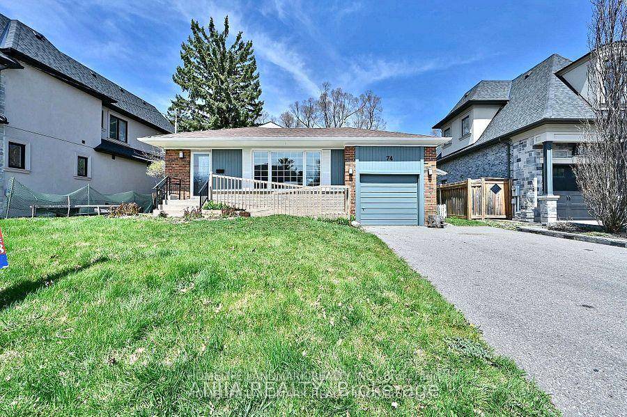Welcome to 74 Robinson St in the heart of Markham !