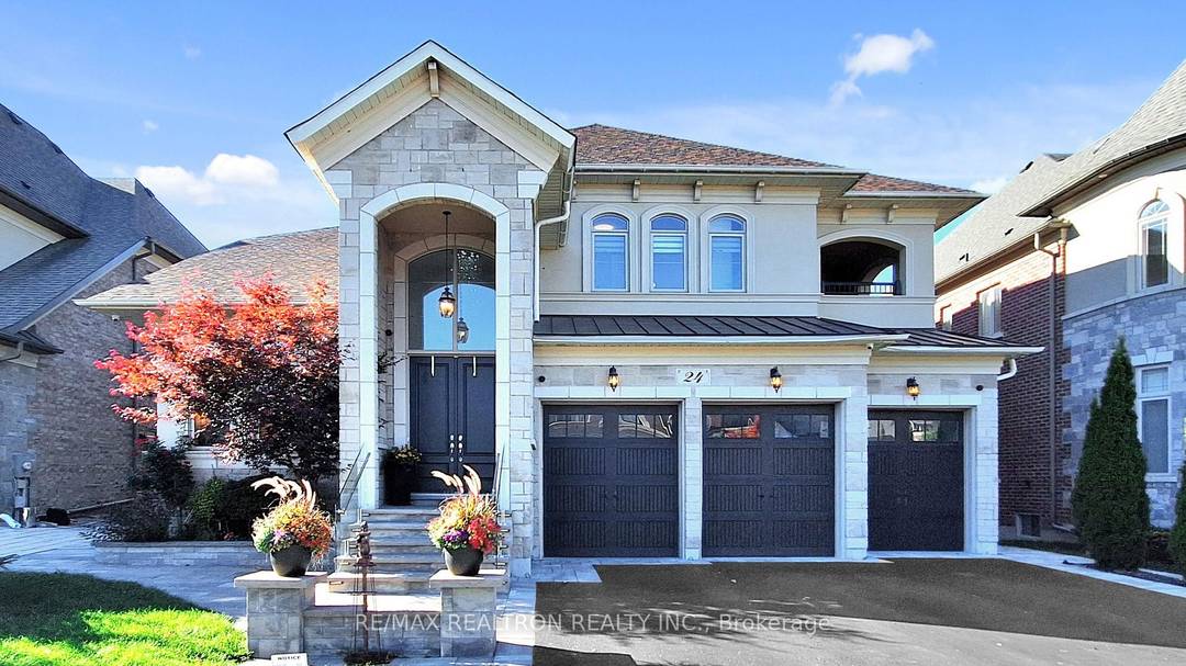 Experience refined luxury in this breathtaking residence nestled on a premium ravine lot with a true 3 car garage, in one of King City's most coveted enclaves.