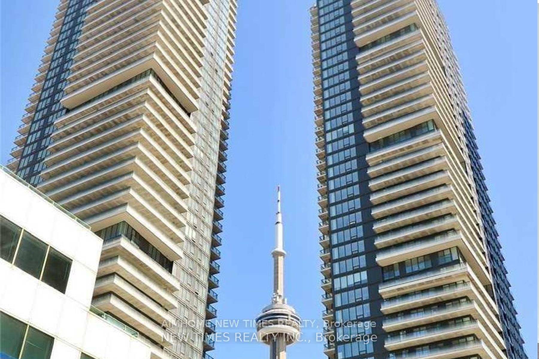 Four Years New Luxury 1 Bedroom Large Den, Den can be a second bedroom, the best one plus den layout on in the building.