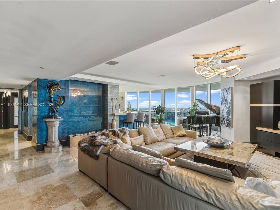 Experience unparalleled luxury in this exceptional, turn key ready lower penthouse at Trump Royale, Sunny Isles Beach.