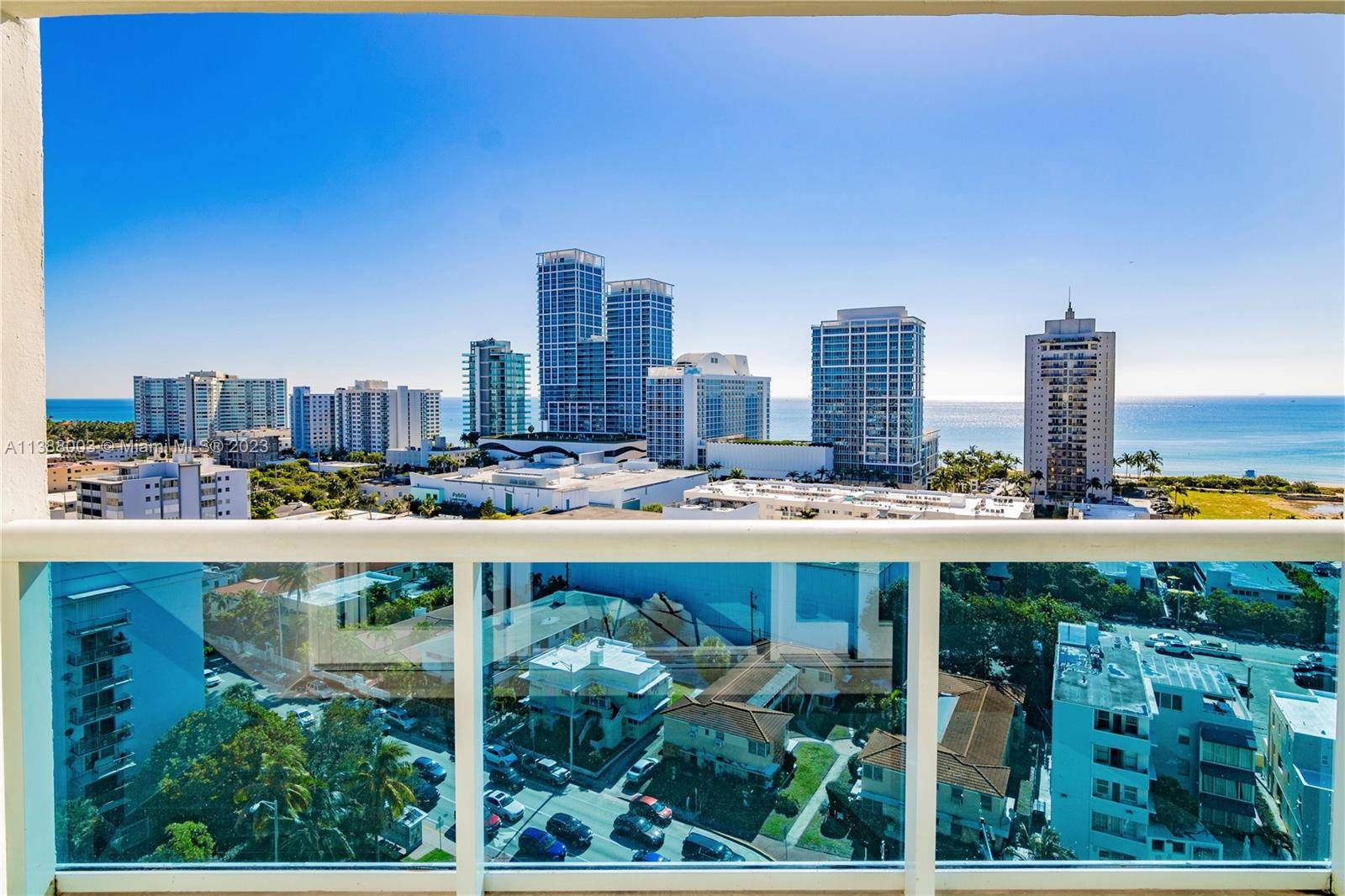 Fully Renovated 2 2 Penthouse !