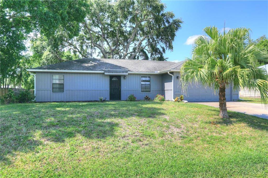 MOTIVATED SELLERS BRING AN OFFER !