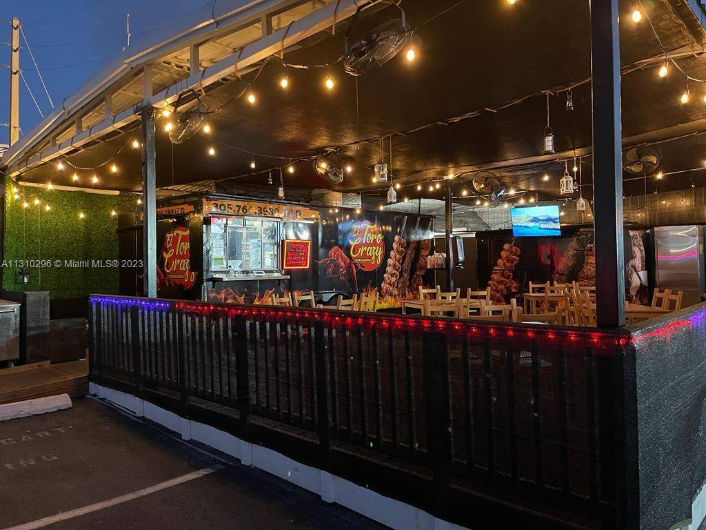 REDUCED ! ! REDUCED ! ! EL TORO CRAZY CHURRASQUERIA LOCATOR IN FORT LAUDERDALE Universal Marine Center 2700 SW Terrace, El Toro Crazy Restaurant is a steakhouse proudly serving IN ...