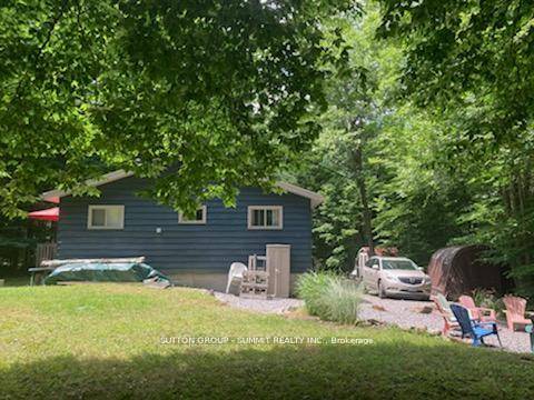 Welcome to this well maintained, year round cottage located at Muskoka Bible Centre.