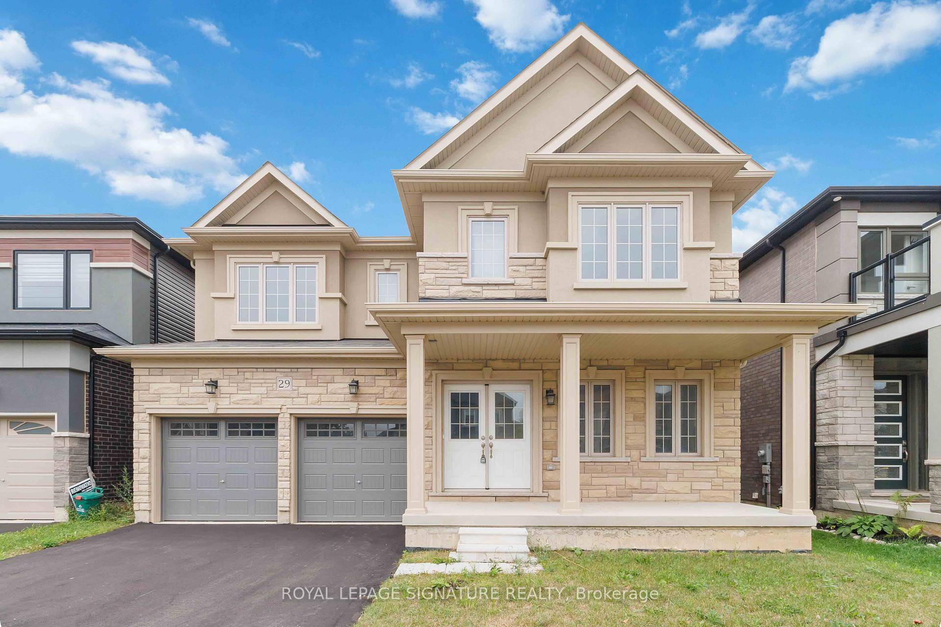 Located within the coveted community of Nature's Grand by Liv in Brantford, this stunning 4 bedroom, 4 bathroom detached home on a 43 x 101 foot lot offers luxurious living ...