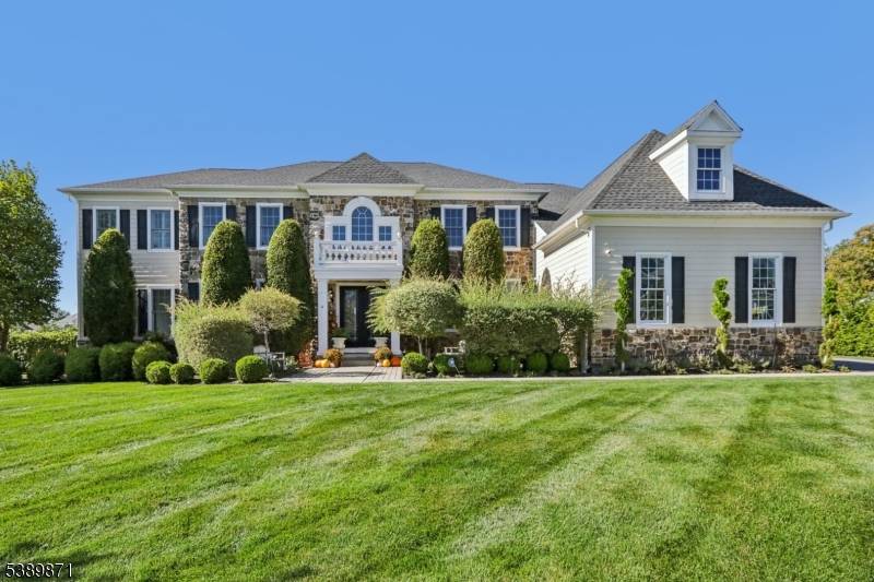 Your Dream Home, Your Dream Community !