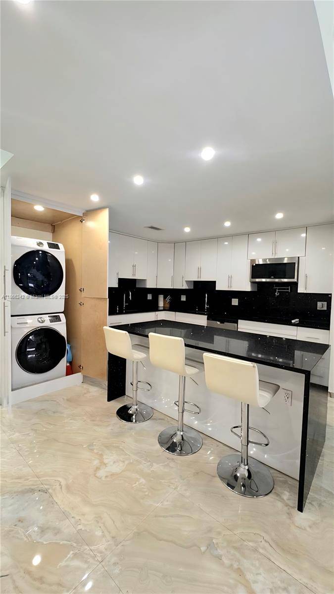 UNIQUE amp ; RARE OPPORTUNITY LARGEST VILLA IN HIGHLY DESIRABLE 55 CARRIAGE HILLS COMMUNITY !