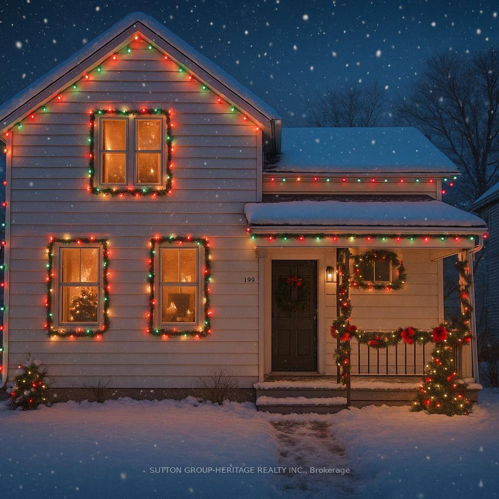 A Fantastic Investment Opportunity In A Highly Walkable Location Close To All Amenities.