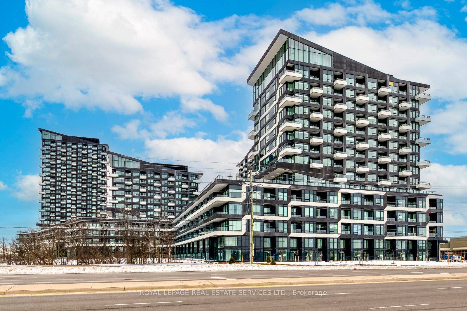 Welcome To This Stunning Newer Suite In A Sought After Uptown Core Oakville Location.
