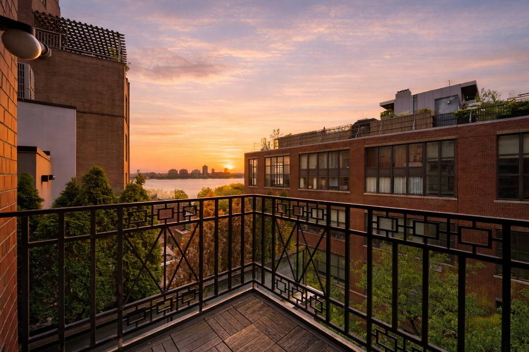 West Village Condo with Hudson River Views, Private Balconies Full Service Living Welcome to the West Village where timeless charm meets modern luxury.