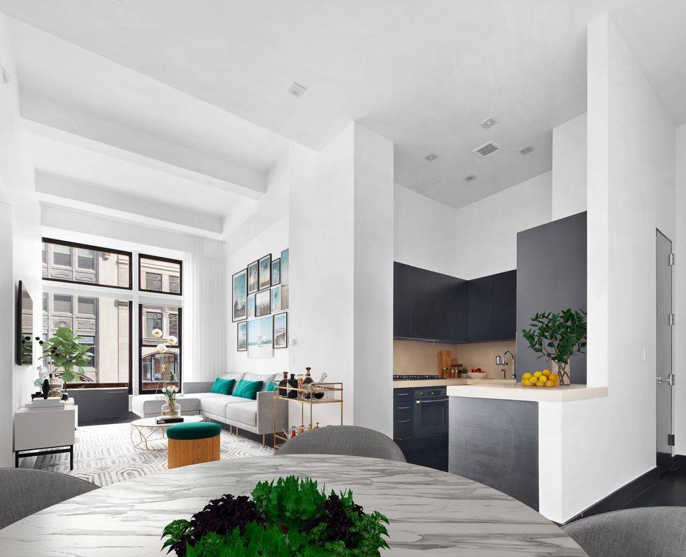 Welcome home to this gorgeous loft in the Flatiron District !