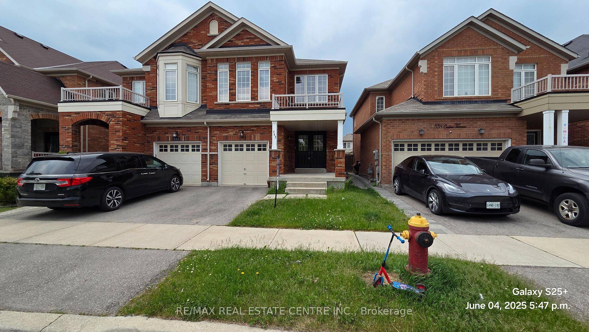 Bright, Spacious, Open Concept and Functional Semi In Highly Sought After Escarpment Area.