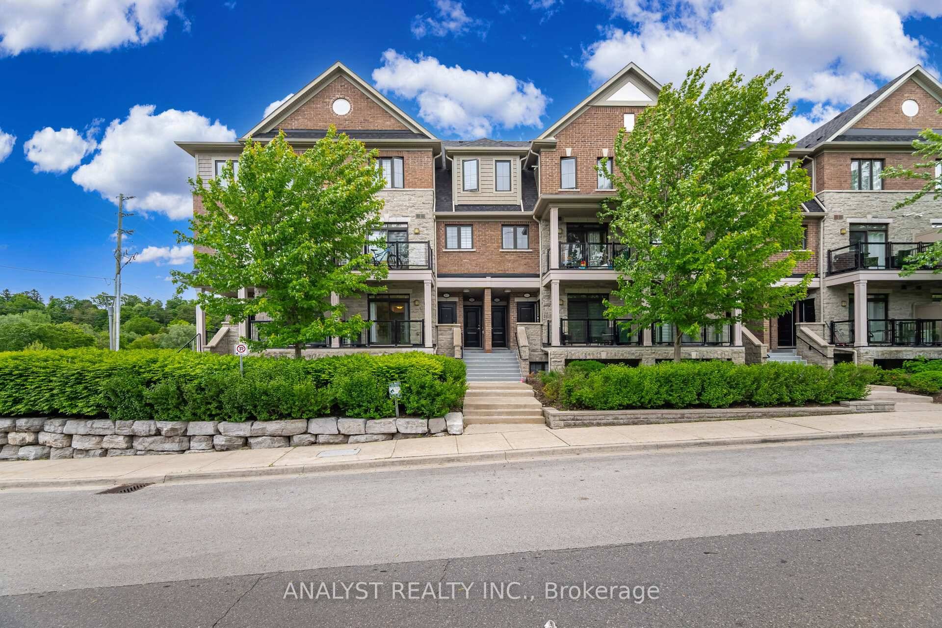 Welcome to this stunning modern bungalow style condo townhouse nestled in the heart of Woodbridge, offering the perfect blend of contemporary design and natural tranquility.