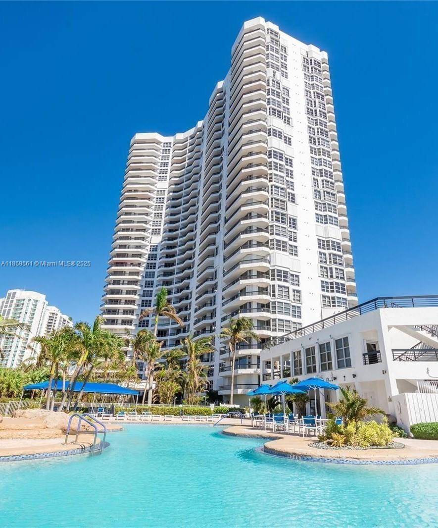 Mystic Pointe 100 2902 offers a rare opportunity to own a high floor 2 bed 2.