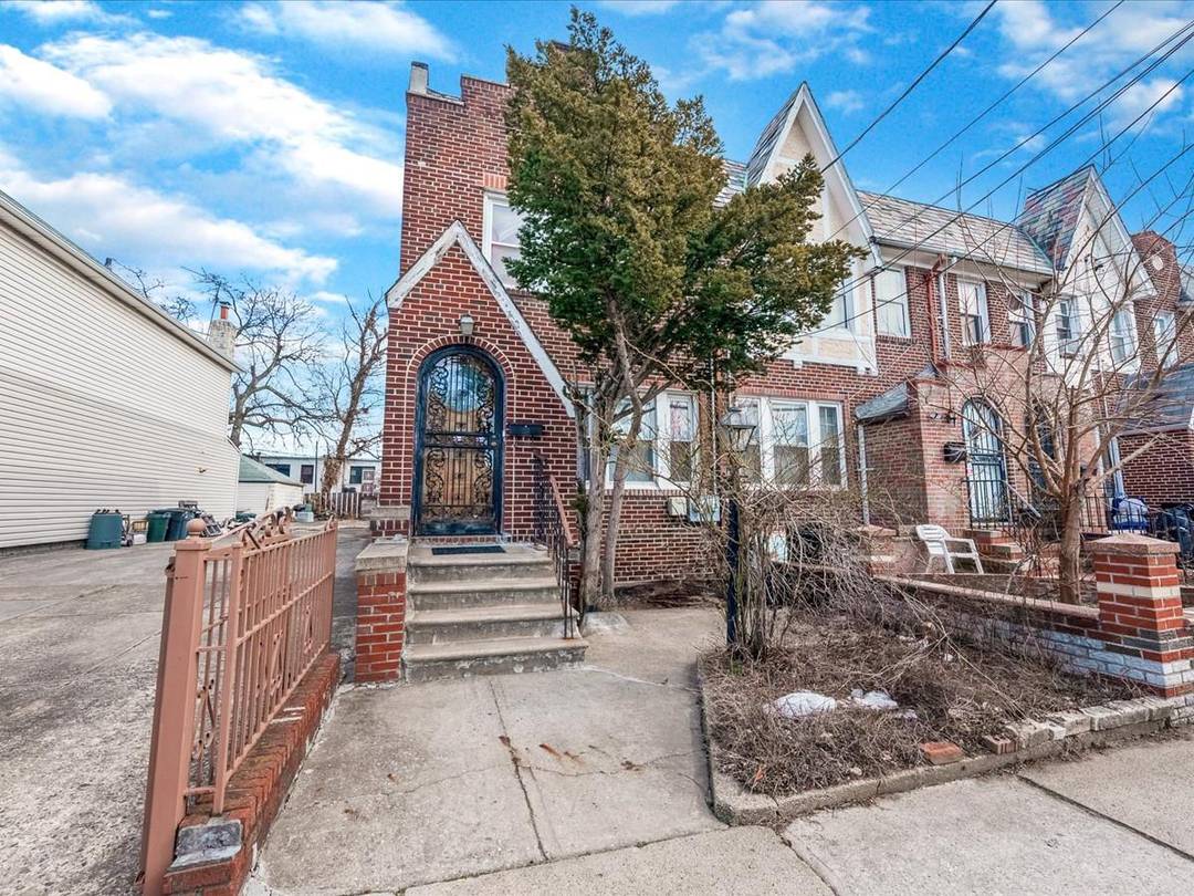 DELIVERED VACANT ! ! Charming Tudor Revival Home in Flatlands, Brooklyn !