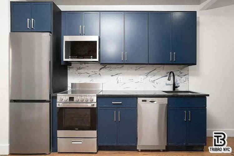 Inviting 2BR with Generous Natural Light amp ; Functional Design This beautifully arranged 2 bedroom residence offers a comfortable setting that blends practicality with a warm and welcoming atmosphere.