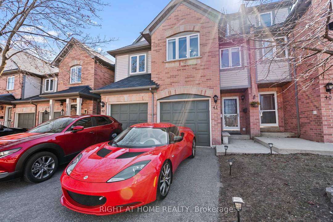 Fully furnished, renovated townhome offering approximately 1, 624 sq.