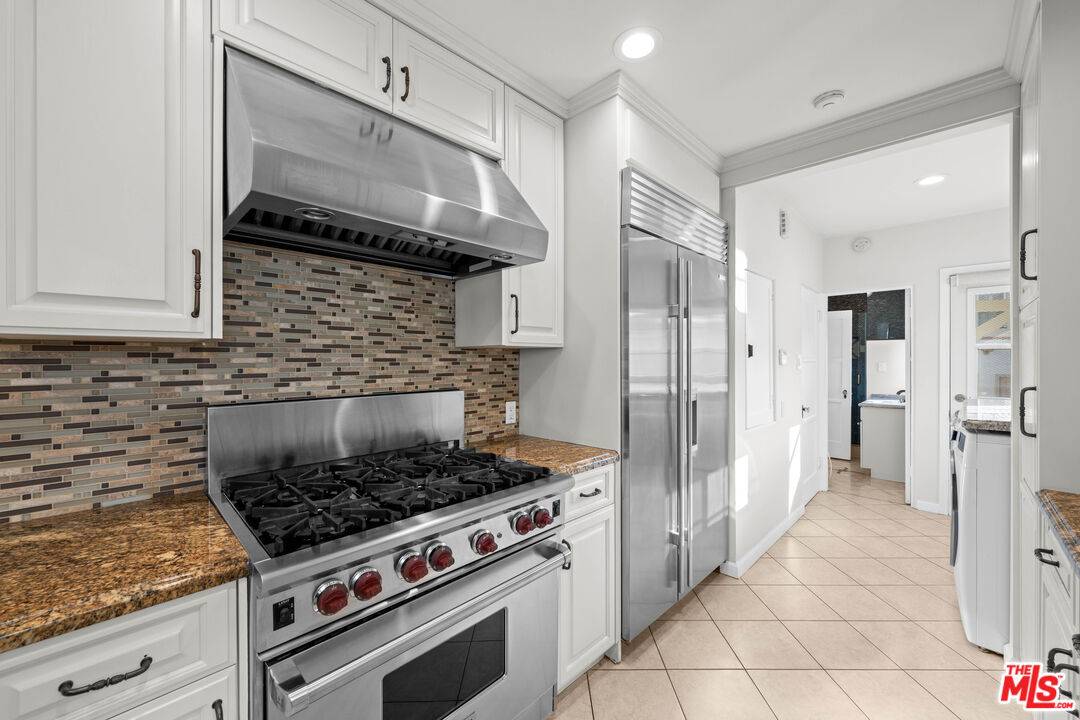 208 S Rodeo Dr 3BR Beverly Hills La