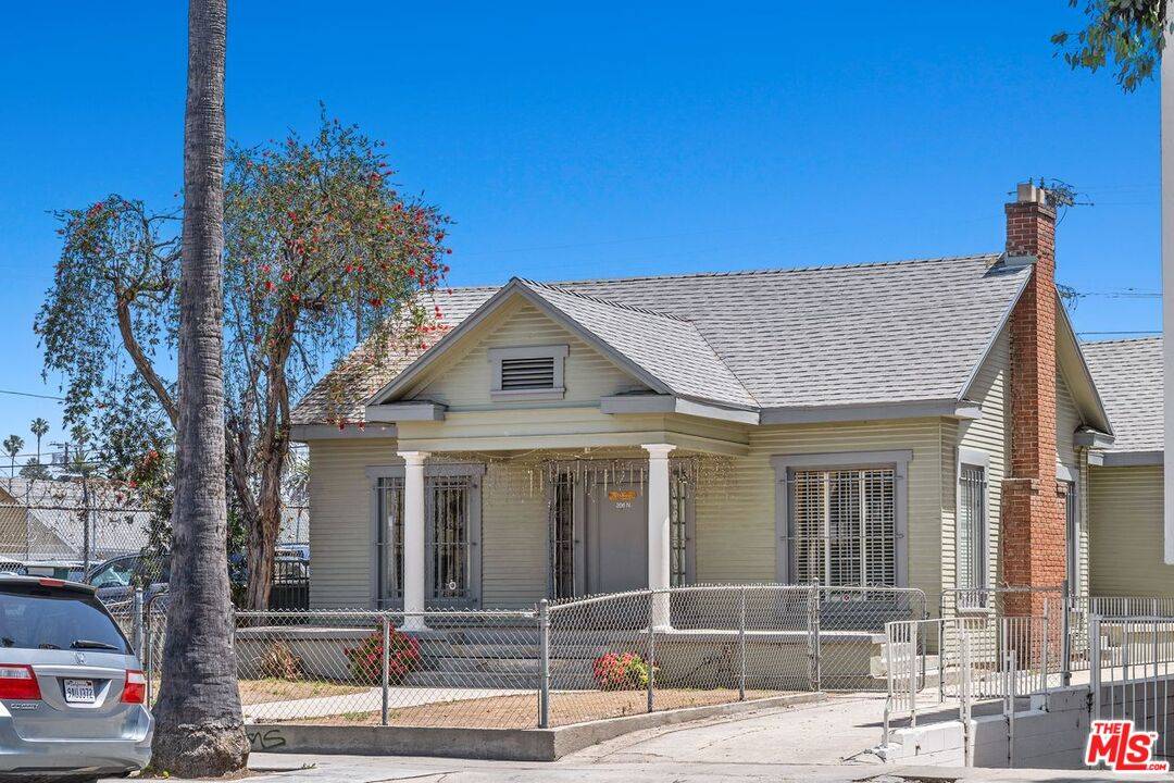 206  N Oxford Ave 3BR Mid Wilshire La