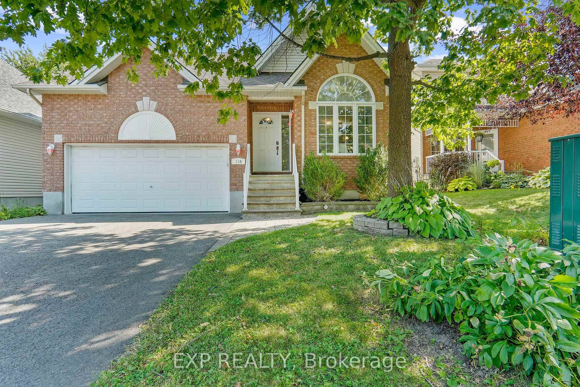 Welcome to this beautifully maintained 3 1 bedroom, 3 full bathroom bungalow nestled in the heart of Stittsville's highly desirable Timbermere community.