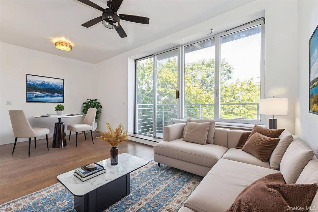 Charm, Convenience, Community !