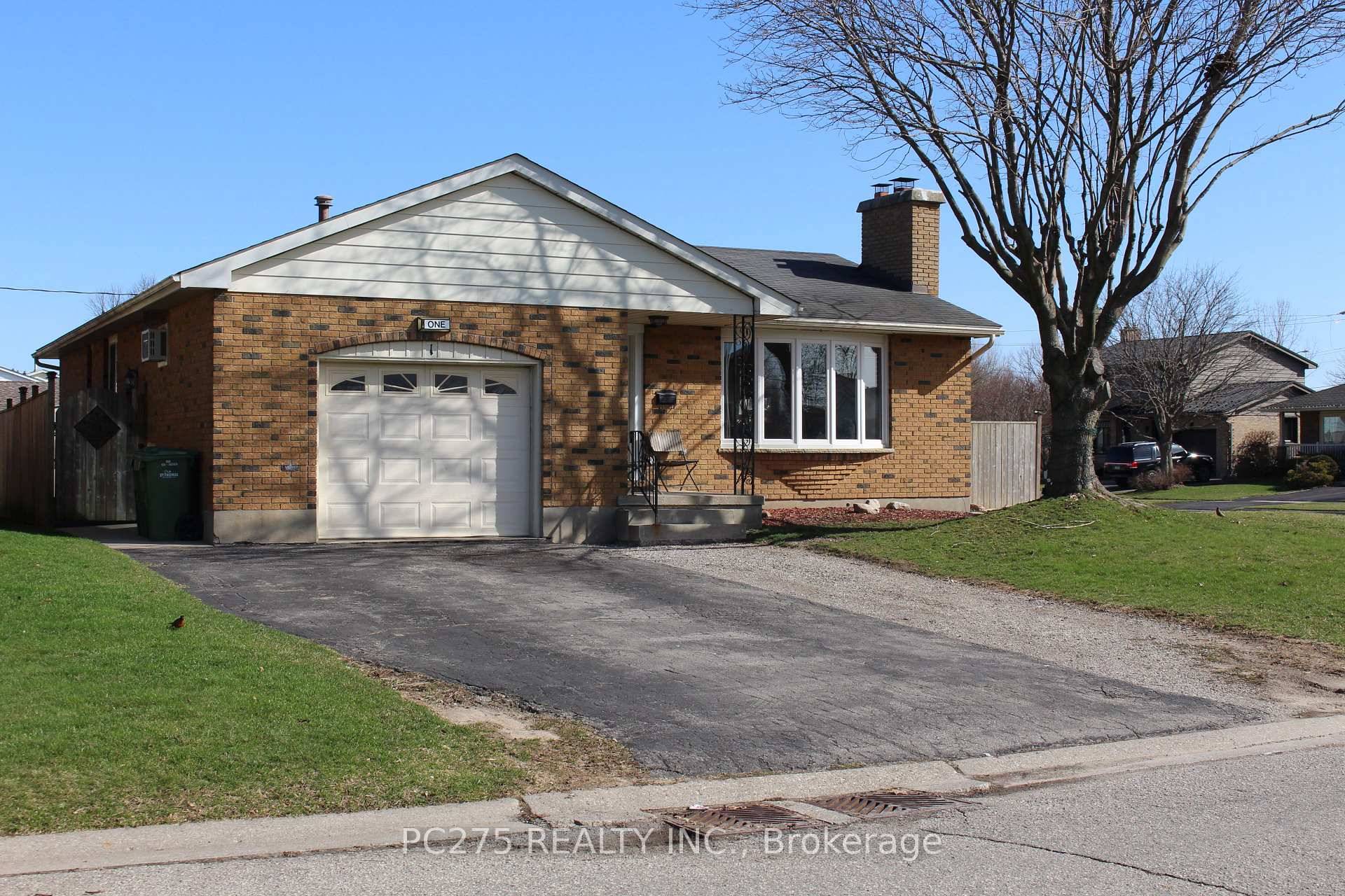 Stunning 3 1 Bedroom Home with In law Suite, Fully Renovated in 2022.