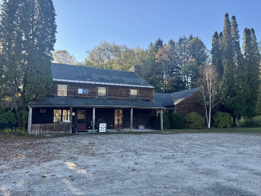 Opportunity awaits in Washington's Woodville business district !