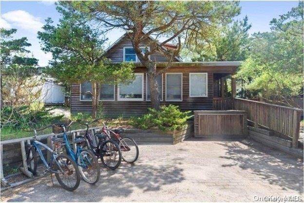 This Home is Available To Rent Weekly For 9, 500 NOT a month.