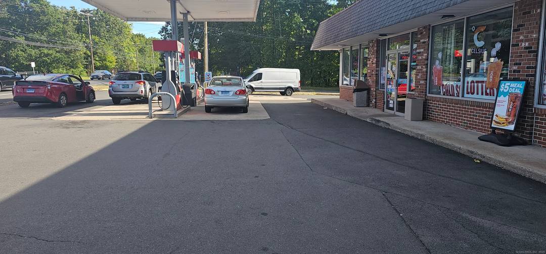 Very busy small business opportunity, heavy traffic, close to exit off highway.