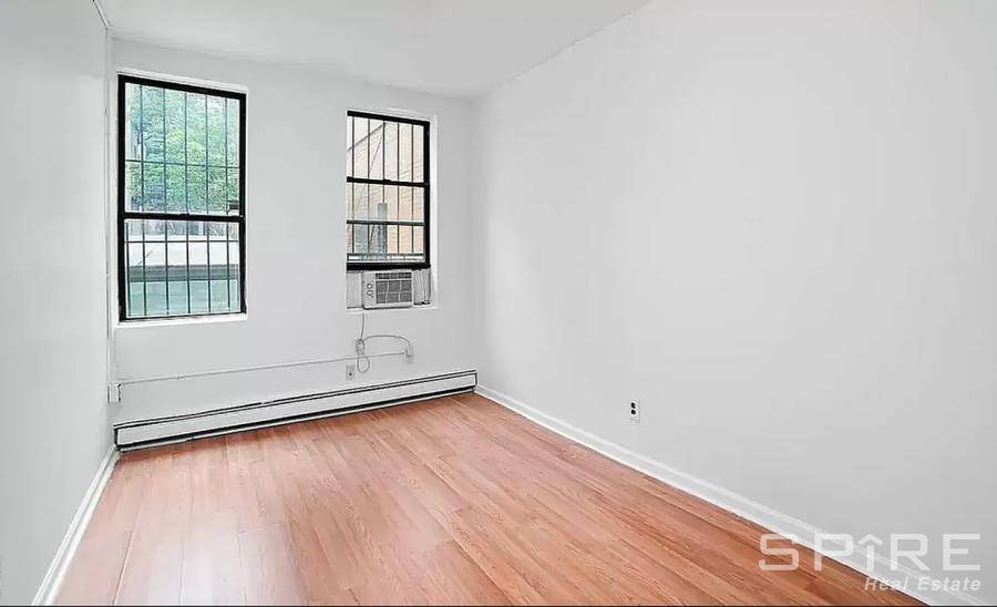 Spacious amp ; Sun Drenched East Village Loft Prime Location !