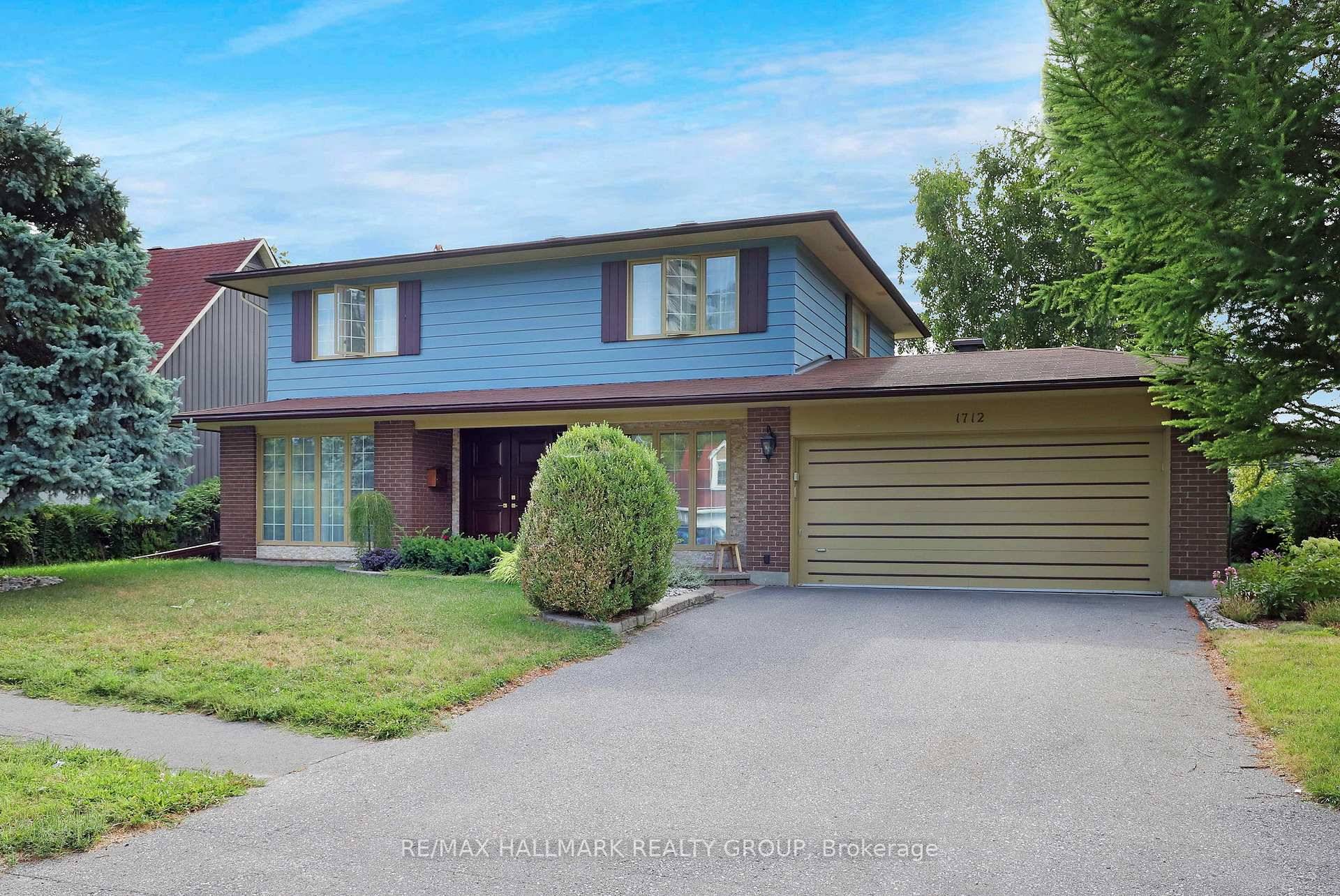 Detached two story home in the highly sought after Alta Vista neighborhood, radiates elegant and sophistication.