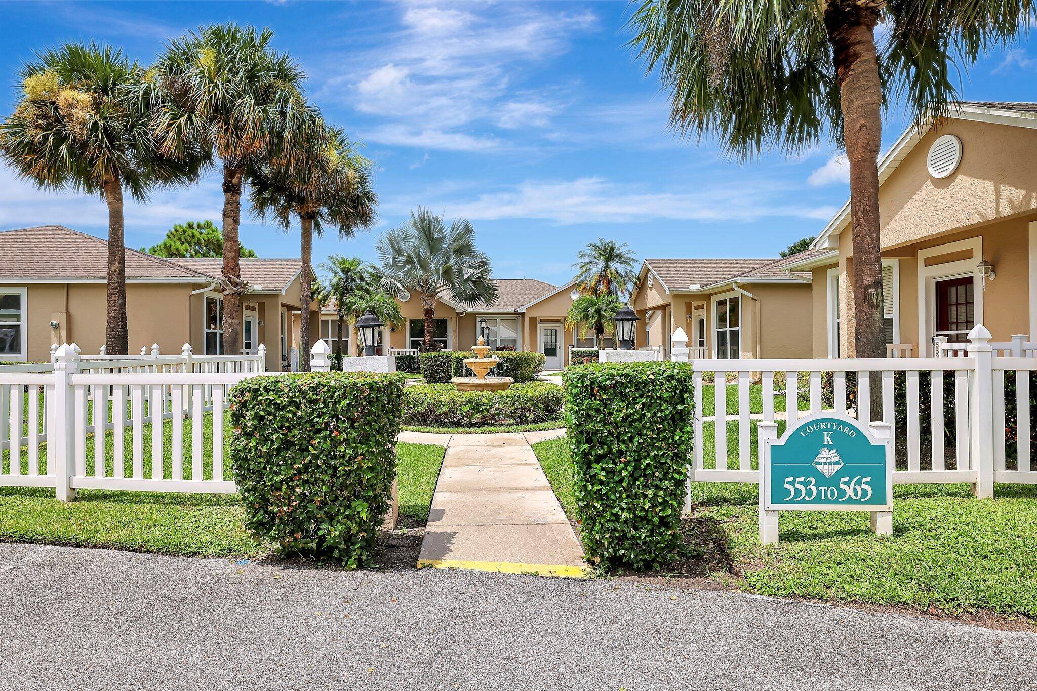 Come see this cozy 2 bedroom 2 bathroom in the Heart of St Lucie West close to shopping, dining and entertainment.