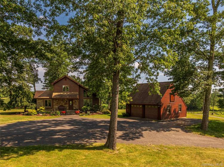 Set atop 24. 8 breathtaking acres with panoramic views of the Catskill Mountains, rolling horse pastures, and neighboring apple orchards, This former thoroughbred breeding farm is a rare Hudson Valley ...