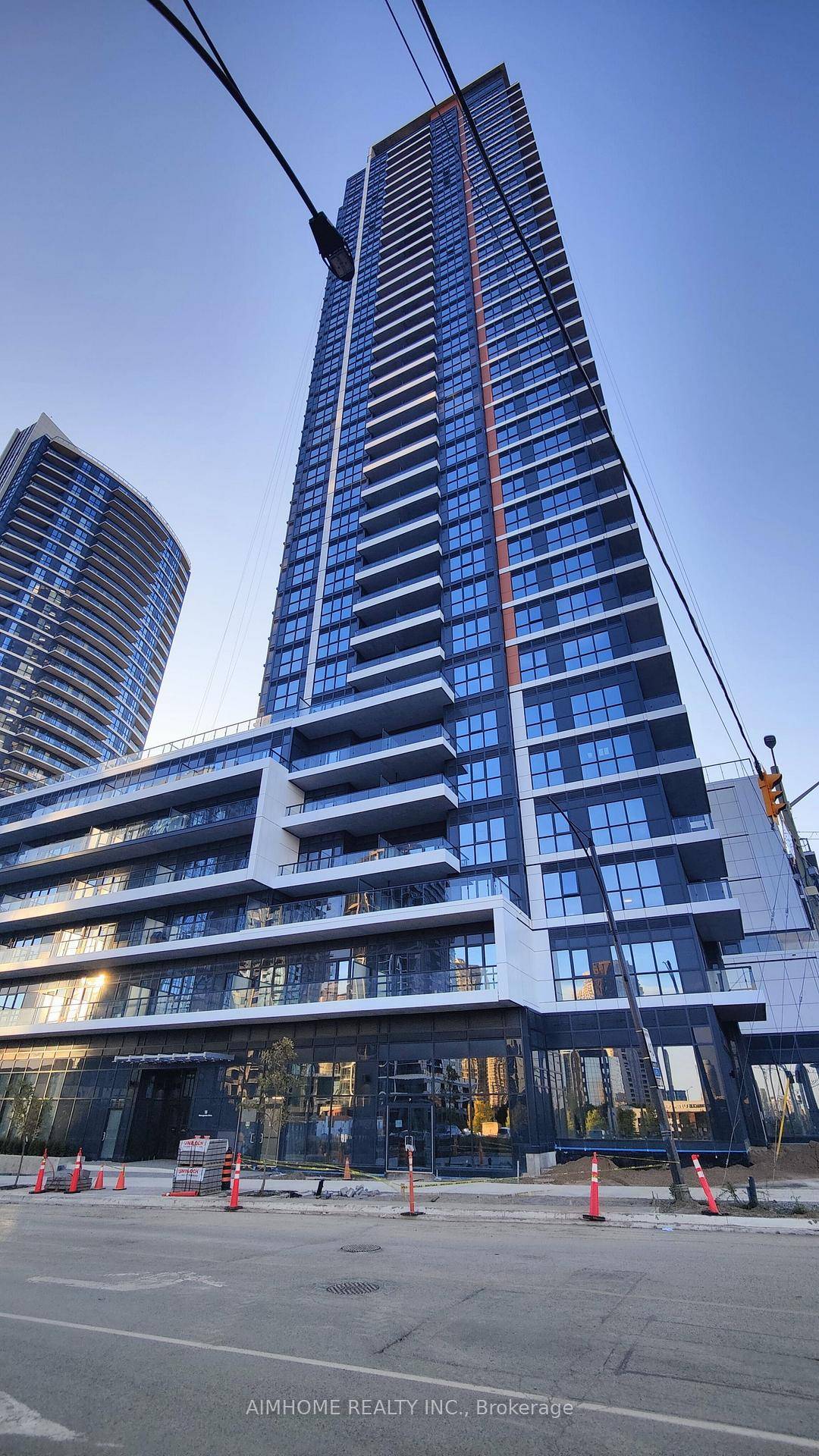 Brand new, never lived in luxury 1 bedroom condo with south facing View.