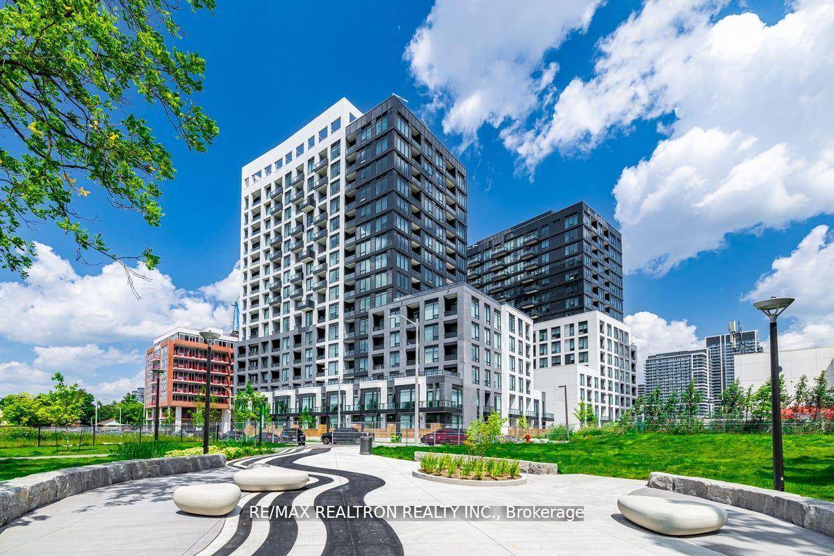 Modern 2 Bed Den, 2 Bath Suite Available At Westwood Gardens On The Prestigious Westwood Lane !