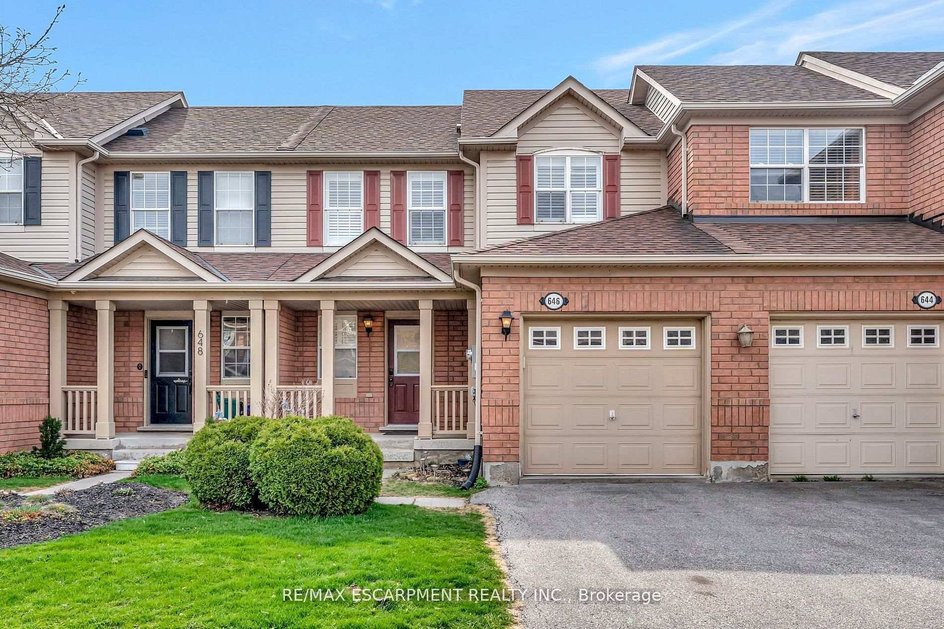 Welcome to 646 Kerr Trail a beautifully updated 3 bedroom freehold townhome offering exceptional value in one of Milton's most established, family friendly neighbourhoods.