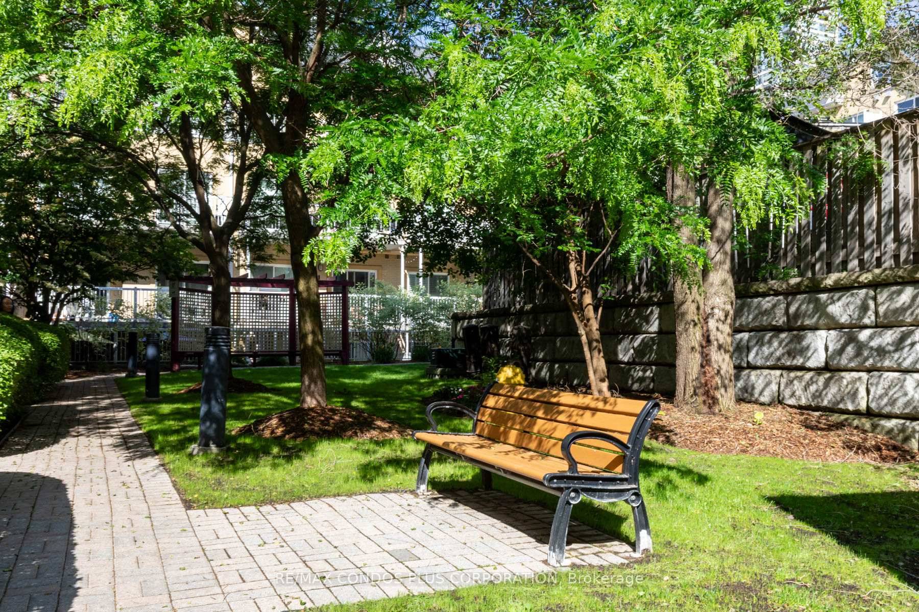 Rarely offered GATED condo townhouse in the heart of Toronto !