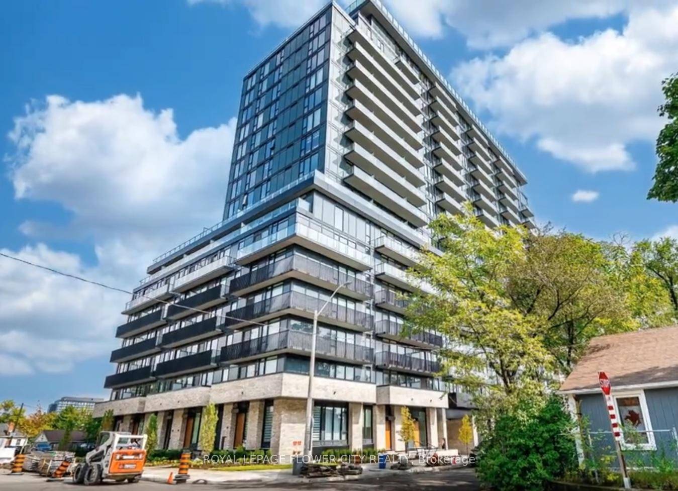 Never Lived2 bedroom, 2 washroom condo with a bright open concept kitchen and living area, featuring a walkout to the balcony.