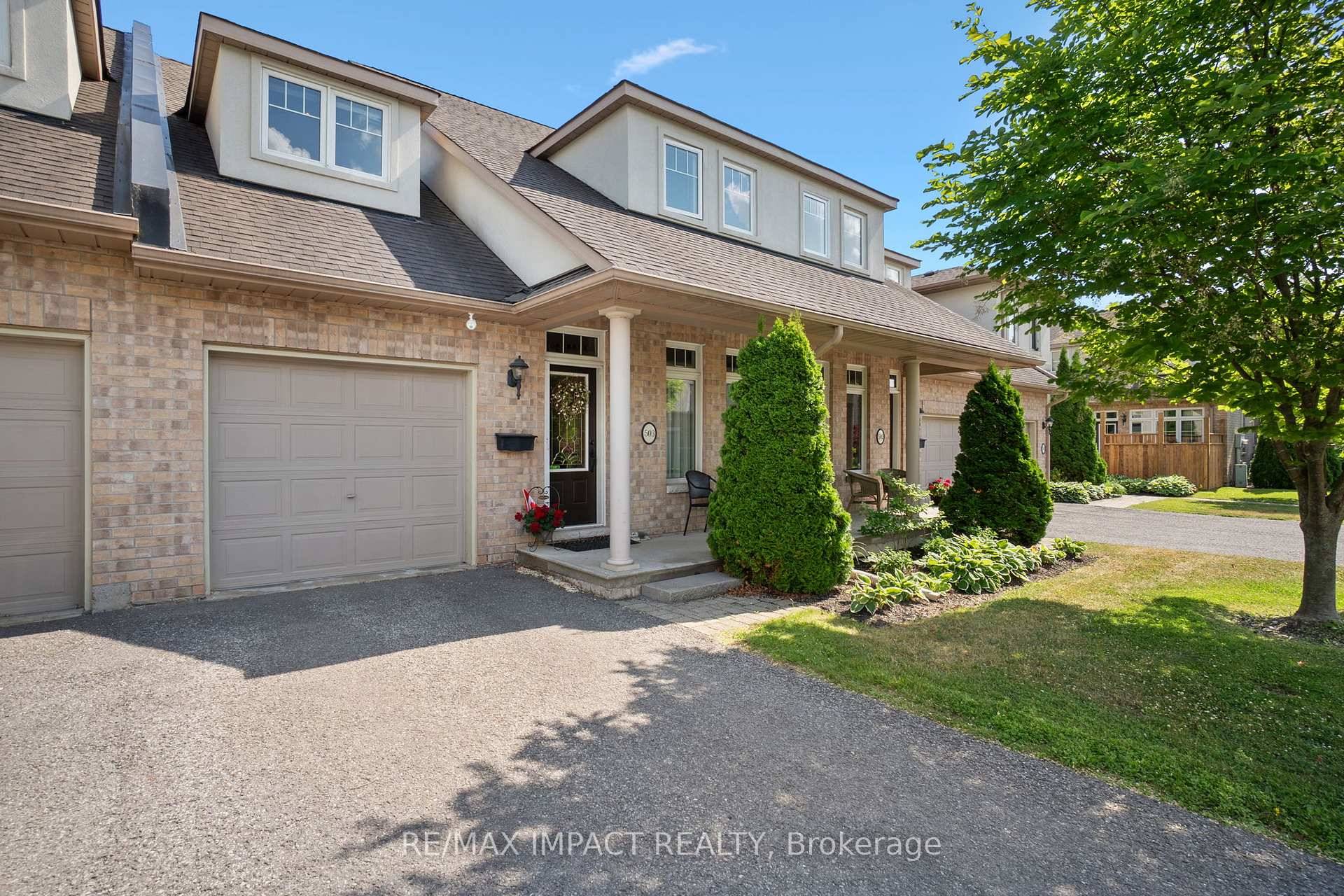 Rosemont Model in Prestigious Ryerson Commons !