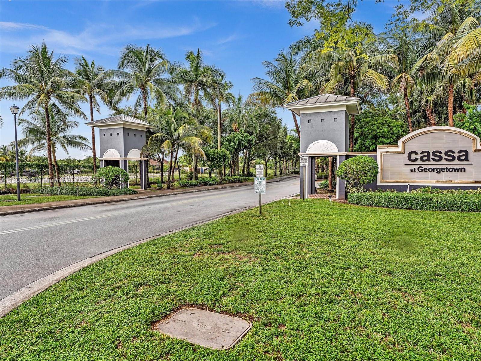 Welcome to modern living in the sought after gated community of Cassa at Georgetown !
