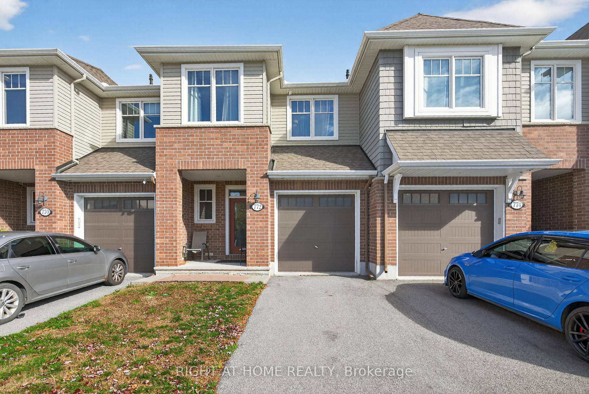 Welcome to Findlay Creek Ottawa's Fastest Growing Community !