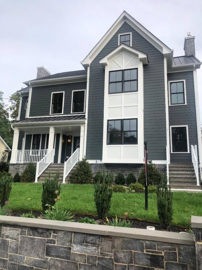 Beautifully designed townhouses in the heart of town within walking distance to all Summit has to offer.