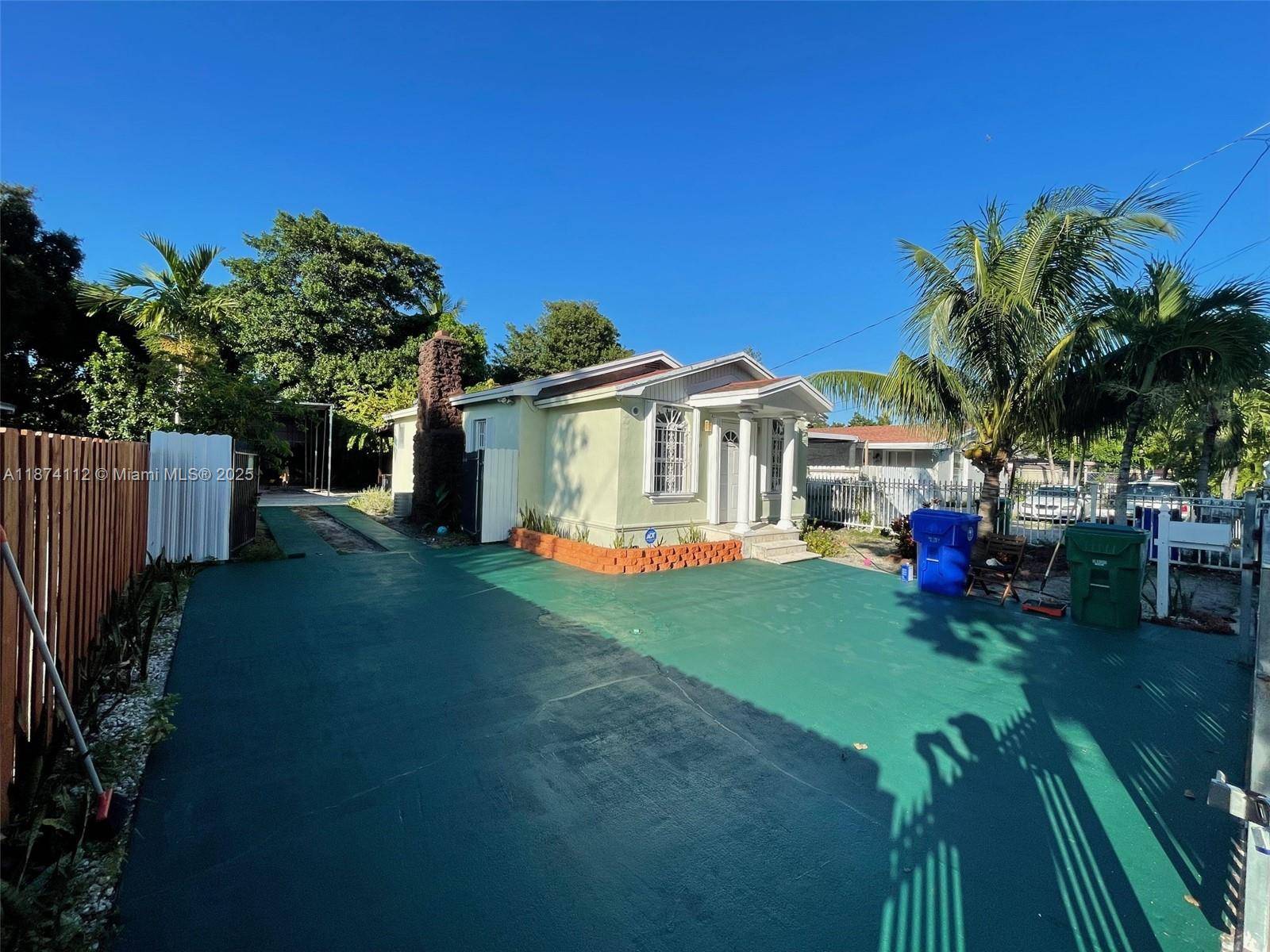 Beautiful 3 bedroom 1 bath house in the heart of Miami, classic home updated inside and out, big backyard space with a lot of potential, centrally located in Miami Dade ...