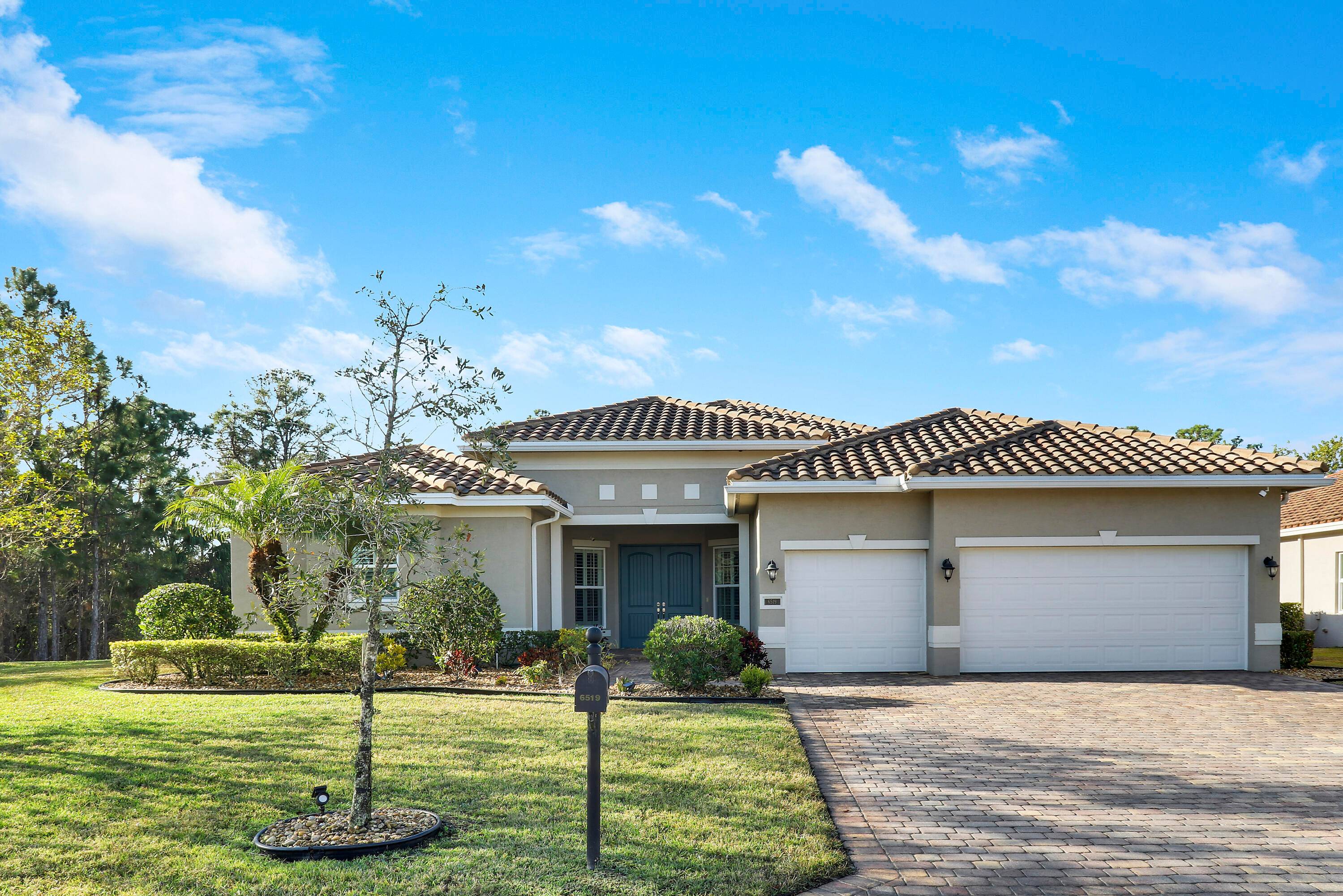 Beautiful 5 BR 3 BA 3 car garage one story home ideal for entertaining and family gatherings !
