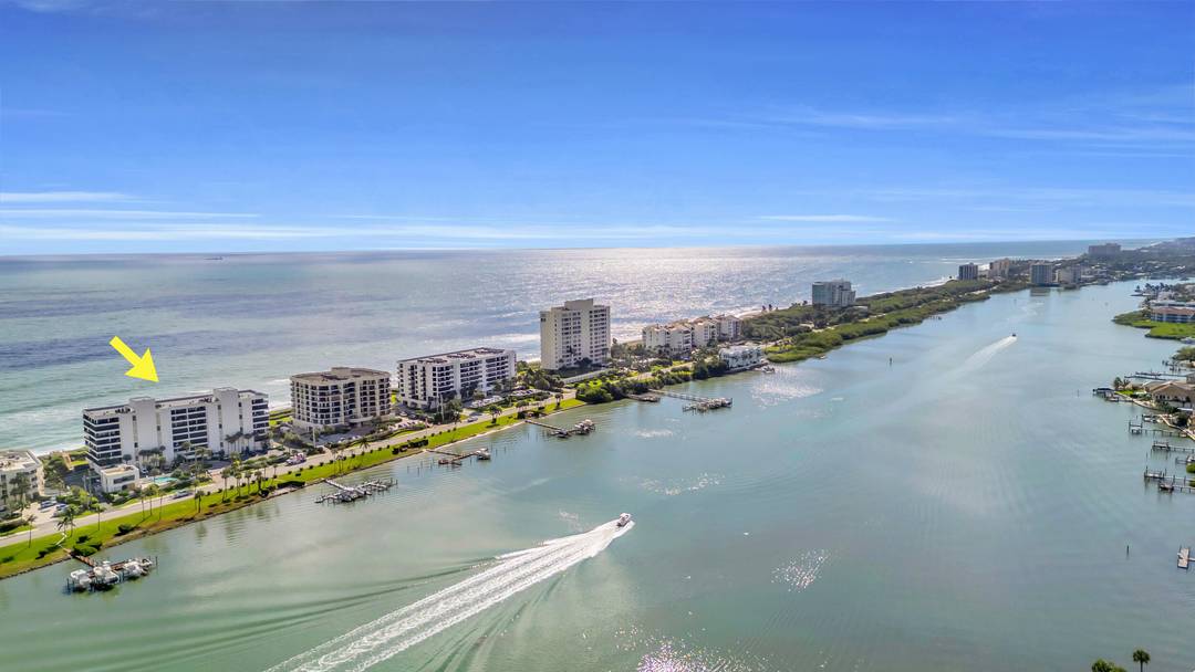 With the Atlantic Ocean to the east and the Intracoastal Waterway to the west, your most difficult decision of the day in this condo is whether to cruise on the ...