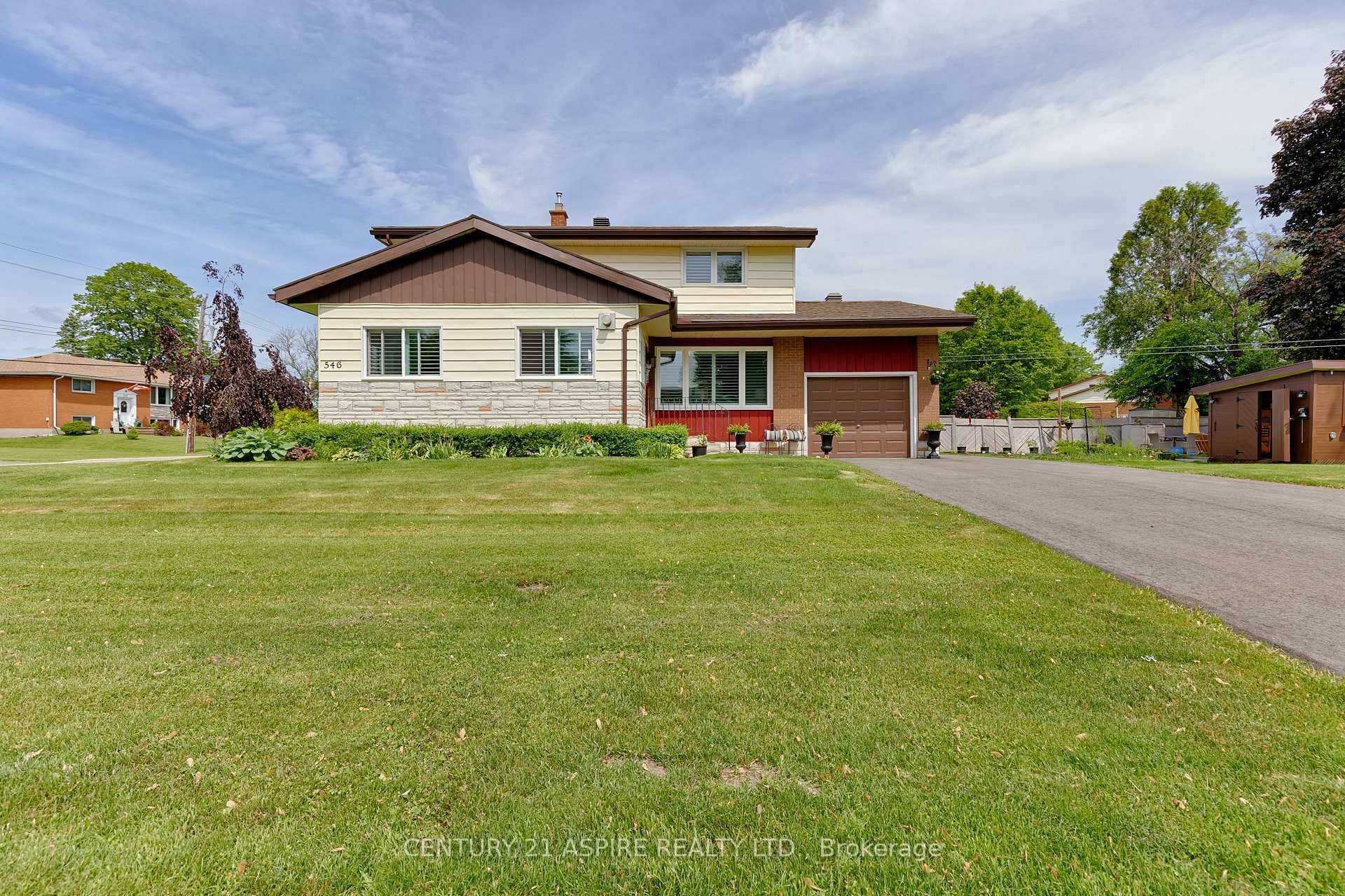Lovingly cared for and exceptionally maintained, this charming family home is located in the desirable east end of Pembroke.