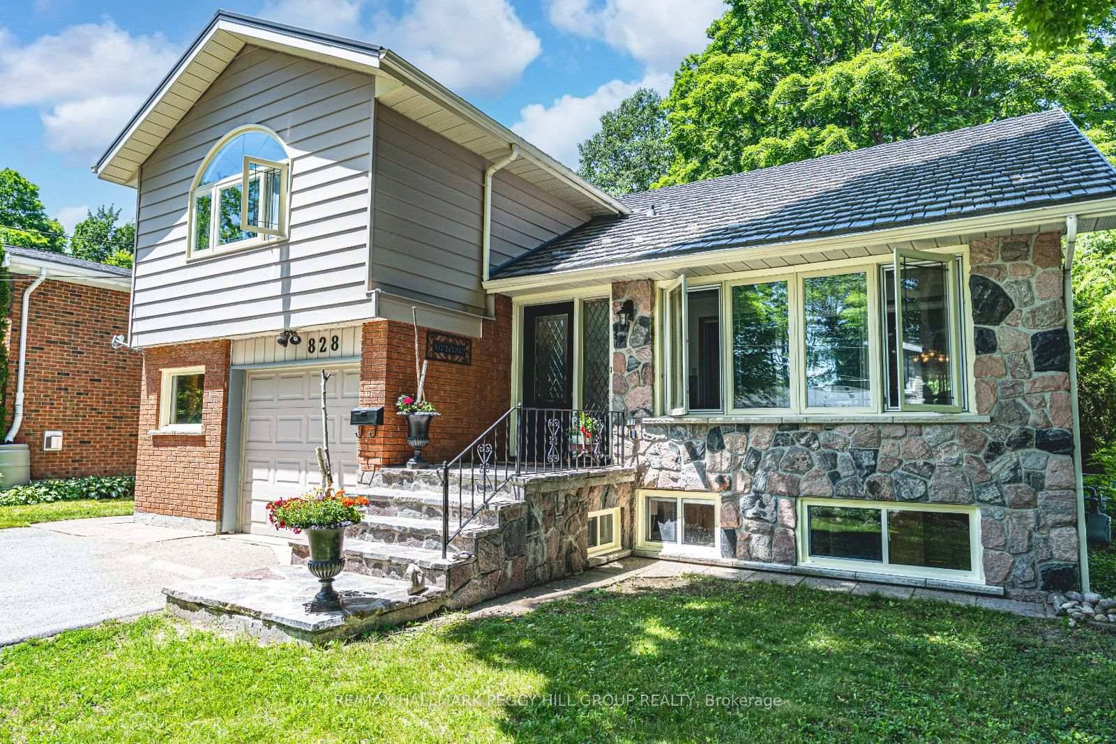 WEST END CHARMER WITH THOUGHTFUL UPDATES, A LEGAL SUITE WITH SEPARATE ENTRANCE, SPACIOUS INTERIOR, amp ; SET ON A LARGE IN TOWN LOT !