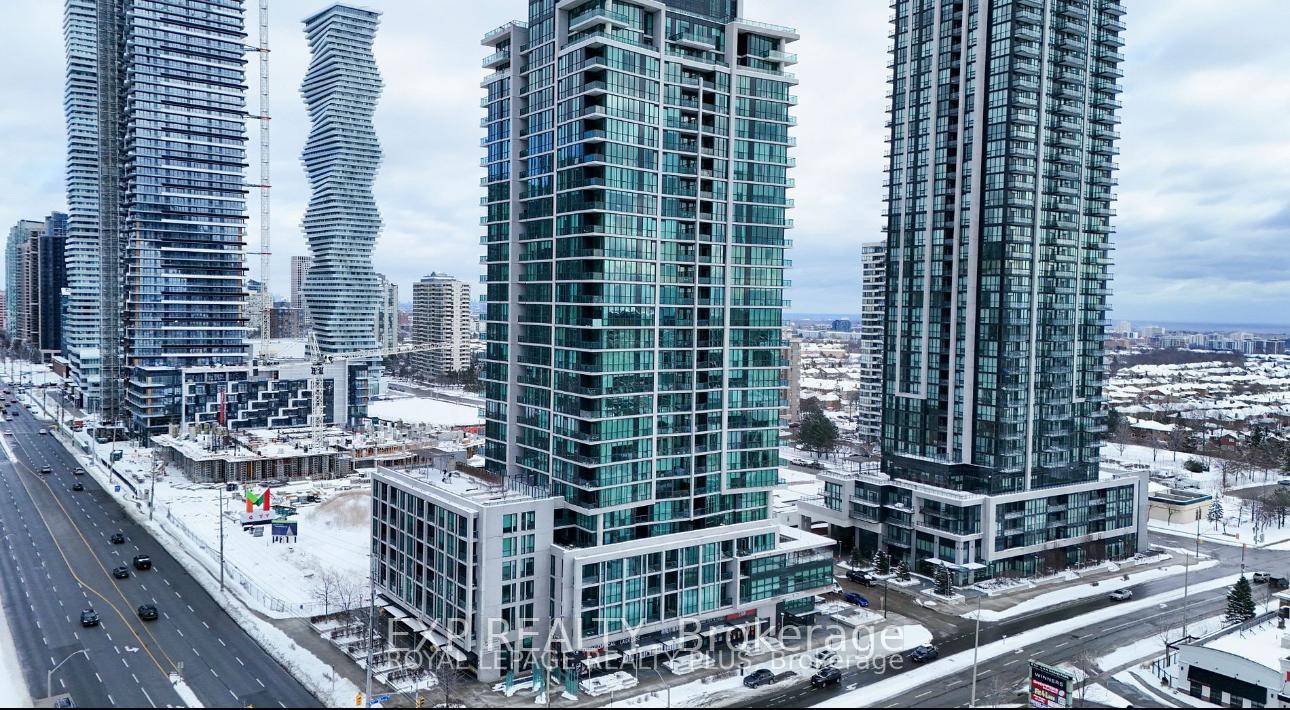 Step into contemporary comfort with this beautifully designed 2 bedroom, 2 bath suite in one of Mississaugas most sought after communities.