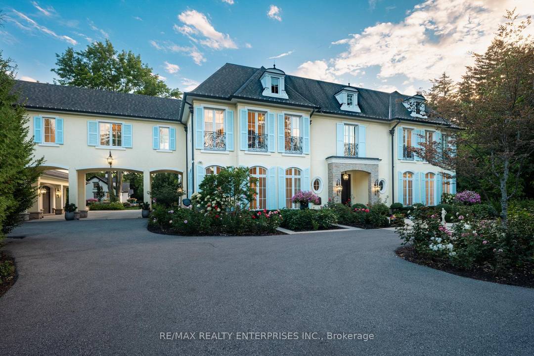 Welcome To 1470 Mississauga Rd An Iconic Custom Estate Built In 2018 By Chatsworth Fine Homes, A Rare Offering In Prestigious Lorne Park Where Timeless Elegance Meets Modern Luxury.