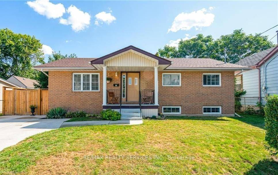 Welcome to This Gorgeous Fully Detached Home in the Heart of St.
